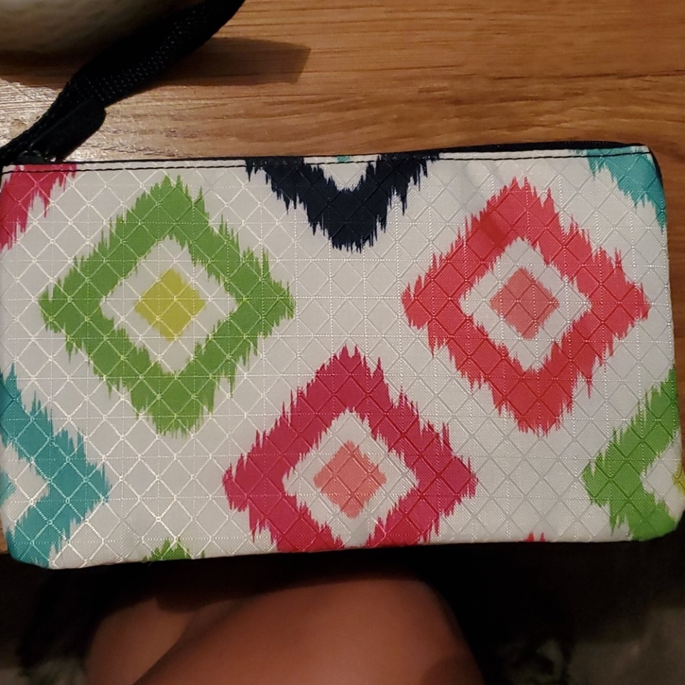 Thirty one clutch wallet